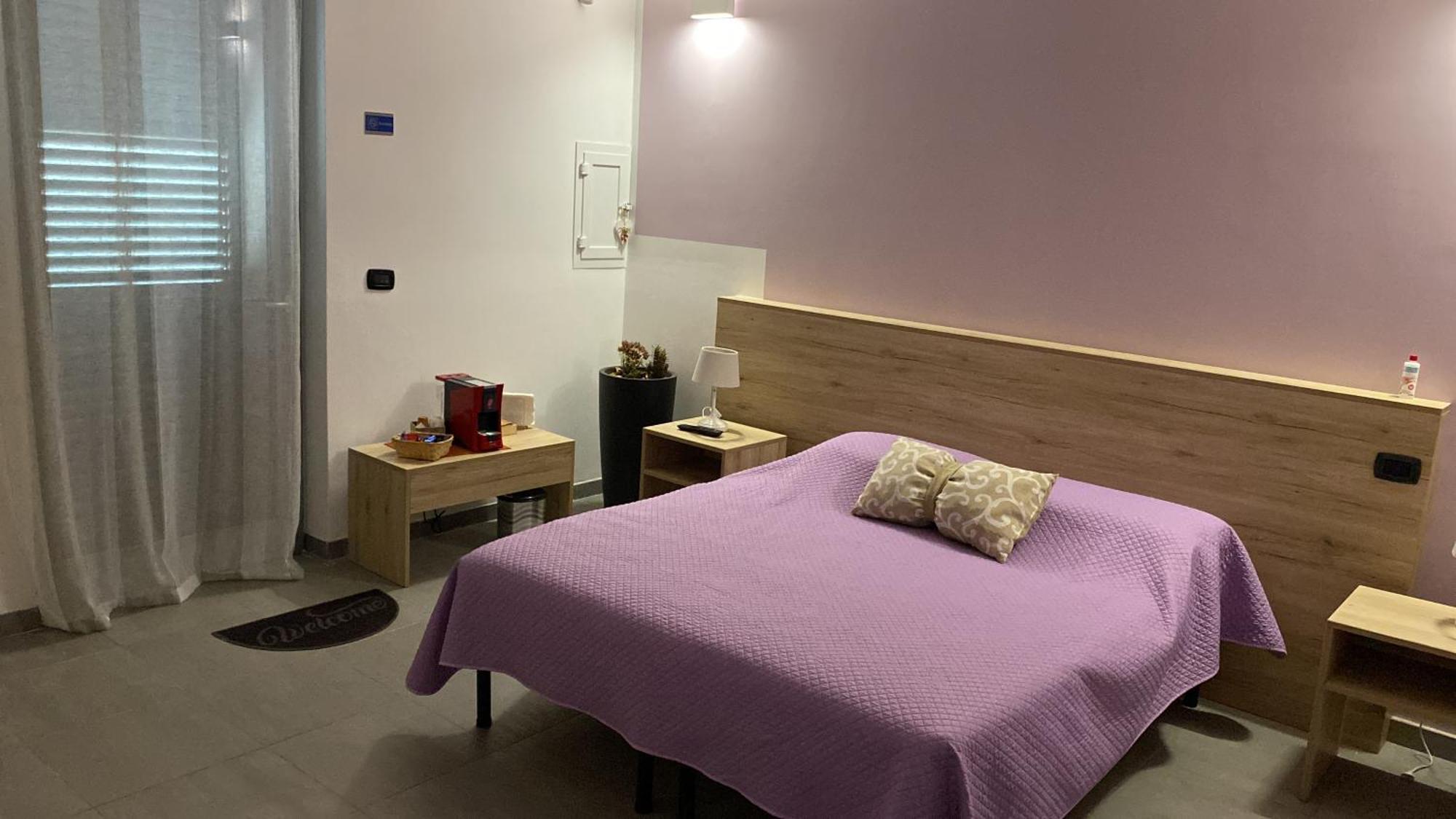 B&B Italia Carmiano  Εξωτερικό φωτογραφία